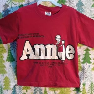 Annie Shirt 2010